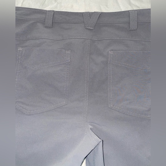 Duluth Trading Co Women's Charcoal Straight Leg- Size 12 X 33 - Picture 5 of 6